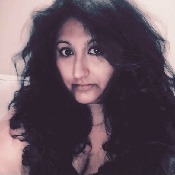 Meet your Posher, Anita - Picture 5 of 9